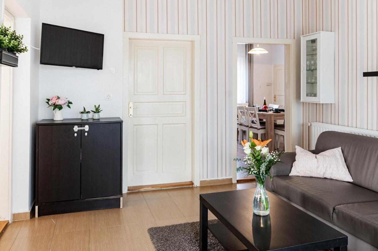 Levendula Apartmanhaz Бадачоньтомай Екстер'єр фото
